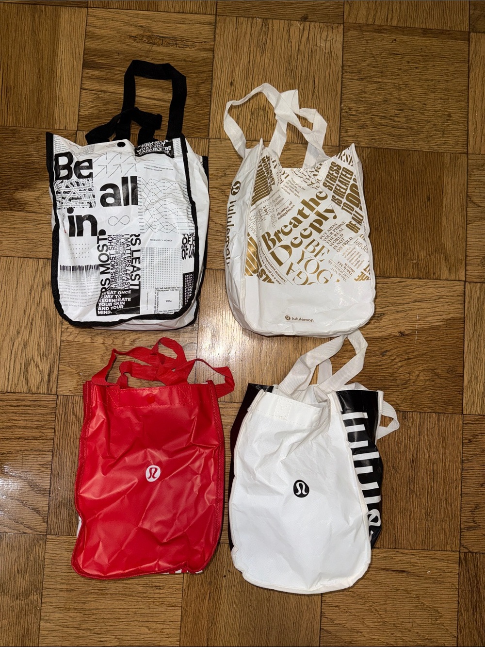Pack of 4 Lululemon Tote bags